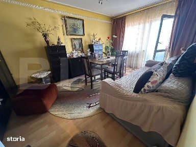 Apartament de vanzare, cu 3 camere, 2 balcoane, 67 mp, zona Observator