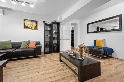 Apartament cu 3 camere de inchiriat cu loc de parcare, Rin Grand