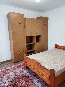 Zona Spital - apartament cu 2 camere