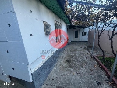 Casa de vanzare - zona Centrala, 3 camere, teren 184 mp