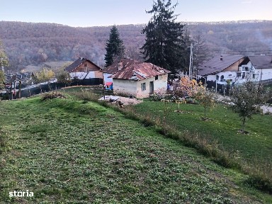 Casa Faget, Mioveni, teren 1665 mp, toate utilitatile, la asfalt