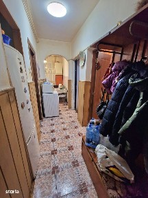 Vând apartament 2 camere în Simeria - proprietar direct