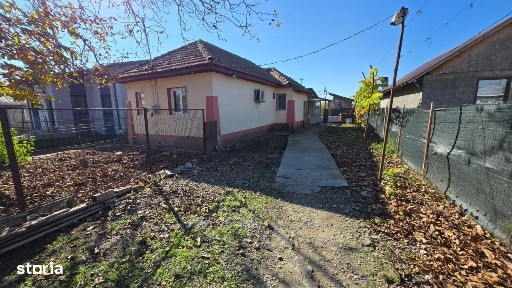 Casa batraneasca renovata, centrala termica, toate utilitatile
