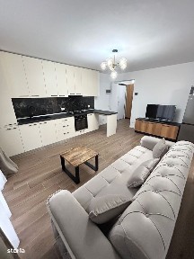 De inchiriat apartament,etajul 1,loc de parcare mobilat și utilat