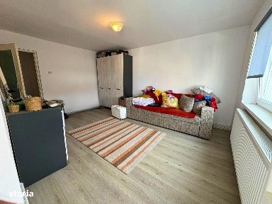 Garsonieră decomandată zona lenin 30 MP str sporturilor