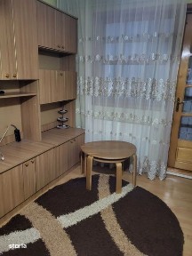 Inchiriez apartament 2 camere !