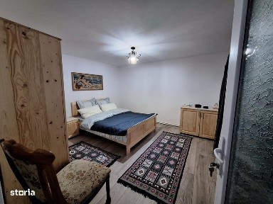 Închiriez casa la tara