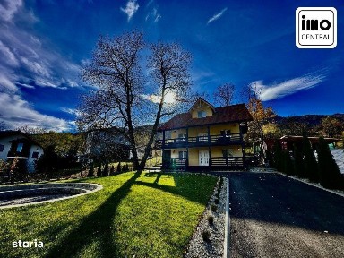 Vila de lux cu vedere la Muntii Bucegi, aproape de Castelul Bran, COMI