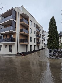 Vand apartament bloc nou Obcini