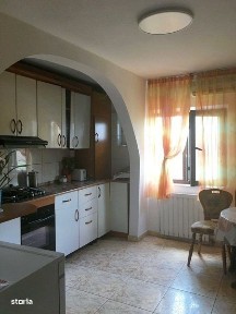 Piata Traian, apartament 4 camere mare si luminos, 2 bai