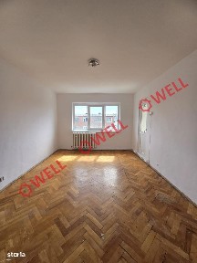 Apartament cu 3 camere de vânzare pe str,. Lăcrămioarei!