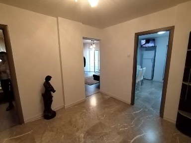 Apartament 3 camere de inchiriat