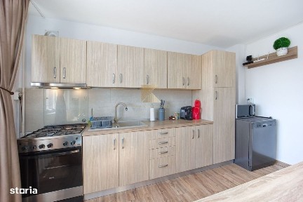 Apartament luminos, 65 mp, cu parcare și boxă Bartolomeu, str. Lânii33