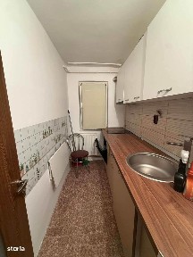 De închiriat apartament 3 camere VIZIRU 1 parter