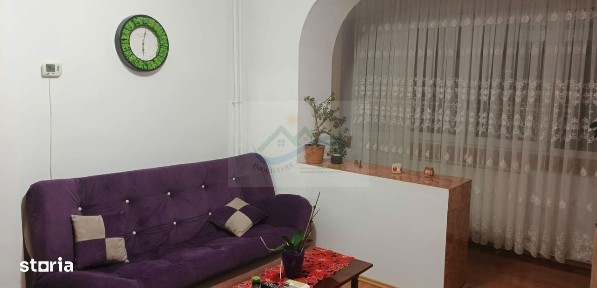 Marasesti-Apartament 2 camere decomandat,mobilat,60000Euro.