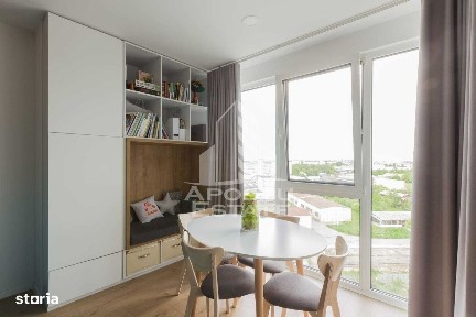 Apartament cu 2 camere, bloc nou, loc de parcare, zona Soarelui