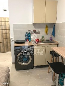 Garsoniera, etaj 1, zona Dacia
