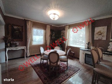 Casă de vânzare în centrul orașului Târgu Secuiesc!