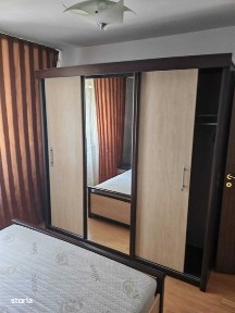 Inchiriez pe termen lung apartament 2 camere decomandat, Str. Meziad