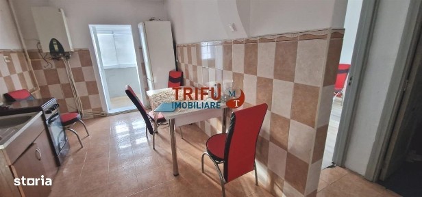 Apartament 2 camere etaj intermediar zona Sub Stadion