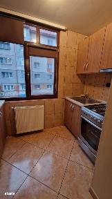 De inchirat apartament pret 250euro