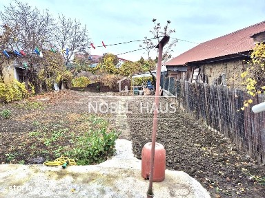 Casa si teren, central Barlad, str Al Sahia