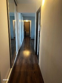 Vand apartament 3 camere zona centrala (langa Policlinica veche)