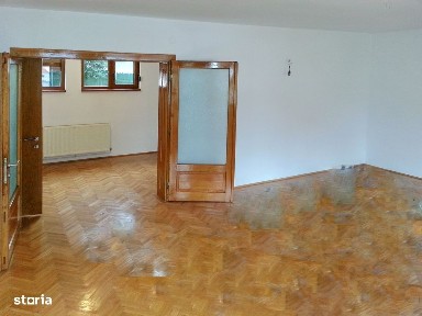 CASA DE INCHIRIAT ULTRA-CENTRAL - locatie deosebita