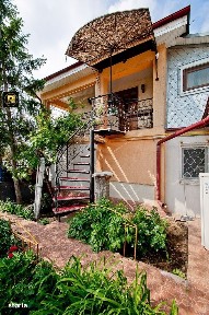 Vanzare Proprietate mixta si Afacere la cheie in Sat Costi,teren 400mp