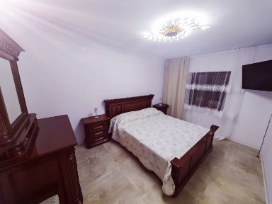 CASA mica de închiriat