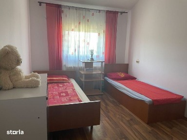 De vanzare camin de batrani