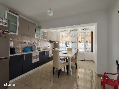 Vila P+1, Albota-Arges, 5 camere, curte 500 mp, 5km de Pitesti