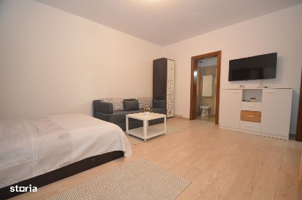 Apartament spatios cu centrala proprie
