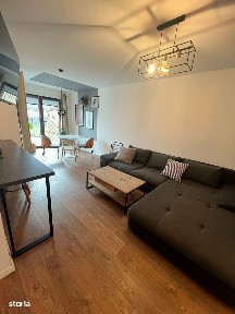 Apartament de lux cu terasă spațioasă și dotări premium