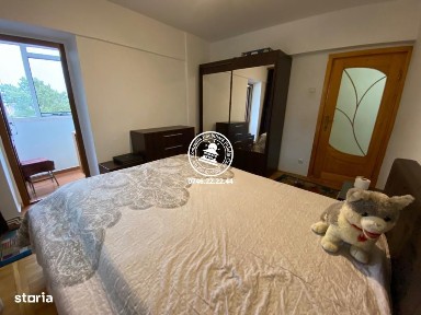 Apartament 3 camere decomandat de inchiriat zona Pacurari