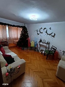 LIBER 3 camere, parter cu balcon 14 m, Semimobilat, Garii