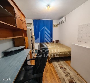 Garsoniera in bloc de apartamente, zona Lipovei