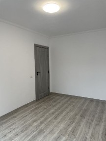 Vanzare apartament 3 camere Bercen-Emil Racovita