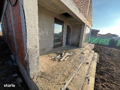 Casa nouă cu 4 camere în Jilava