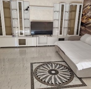 Inchiriez apartament 2 camere decomandat etaj 1 in regim hotelier