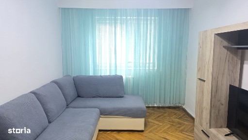 Inchiriez apartament cu 2 camere decomandat Deva, Enescu, etaj 3