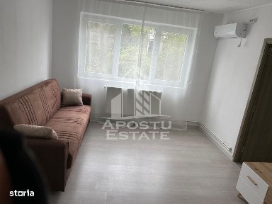 Apartament cu 2 camere,etajul 1, mobilat,centrala proprie,zona Sagului