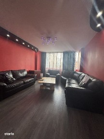Apartament 4 camere de vanzare zona Meda