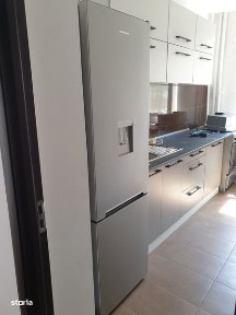 Vand apartament 3 camere