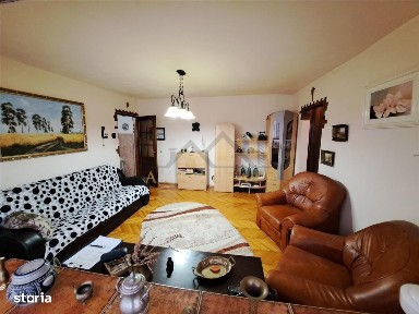 Apartament 2 camere, semidecomandat, Et.3, 54 mp+centrala - Restaurant