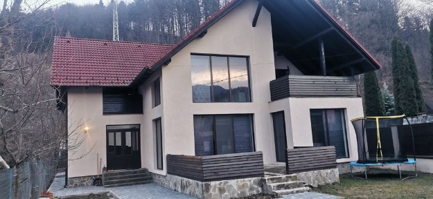 Casa Dambu Morii 250 m utili