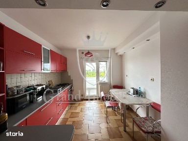 Apartament 2 camere decomandate 65 mp plus 2 balcoane zona Calea Turzi