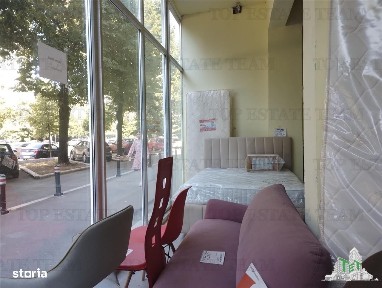 Spatiu comercial de inchiriat, deschidere generoasa la bulevard in Pan