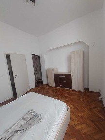 Dam in chirie apartament ultracentral pentru birou sau locuinta