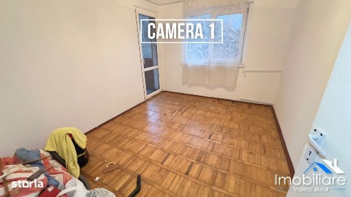 Apartament 3 camere, Petrosani, zona centrala